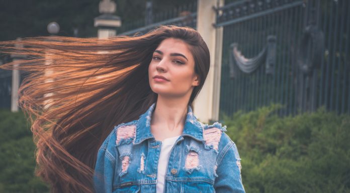 How to get rid of stubborn split ends