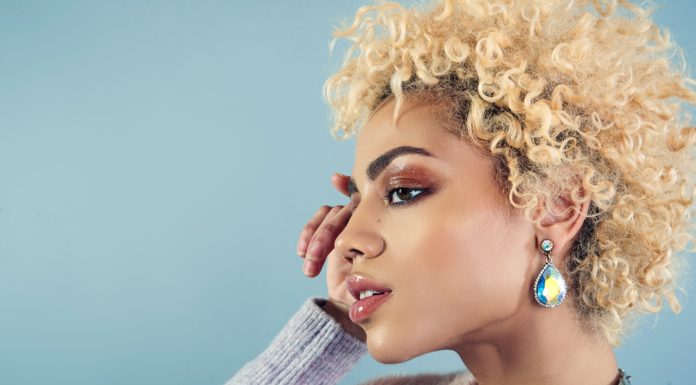 Setting Sprays to Keep your Makeup in Place All Day Long