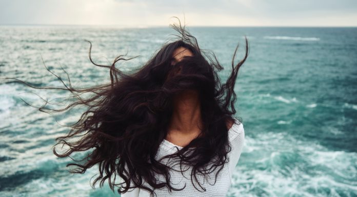 Simple Ways to Get Rid of Dandruff