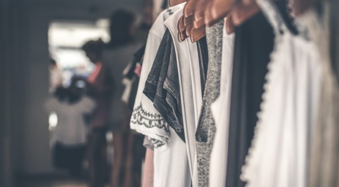 6 Tips To Easily Organize Your Closet