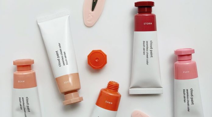 Glossier’s Cloud Paint Doubles as a Cheek and Lip Tint