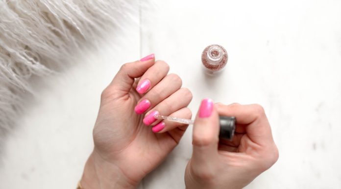 Sneaky Tips For DIY Salon Worthy Nails