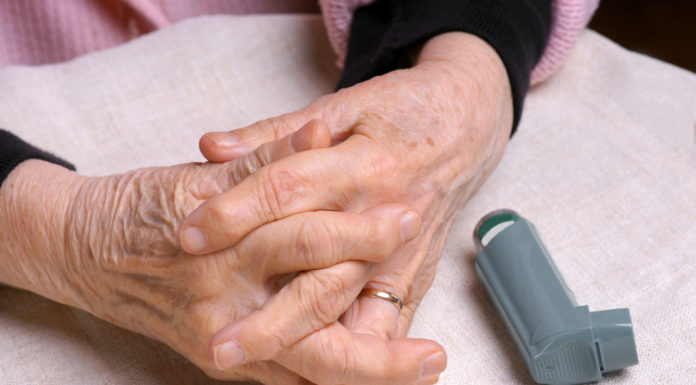 Natural Treatment Options to Alleviate Asthma Symptoms in Seniors